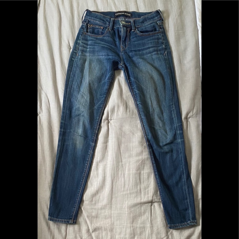 Express  jeans. Mid rise. Size 00
